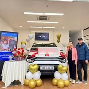 Hoạt động tư vấn và giao xe Kia tại Lạng Sơn 3